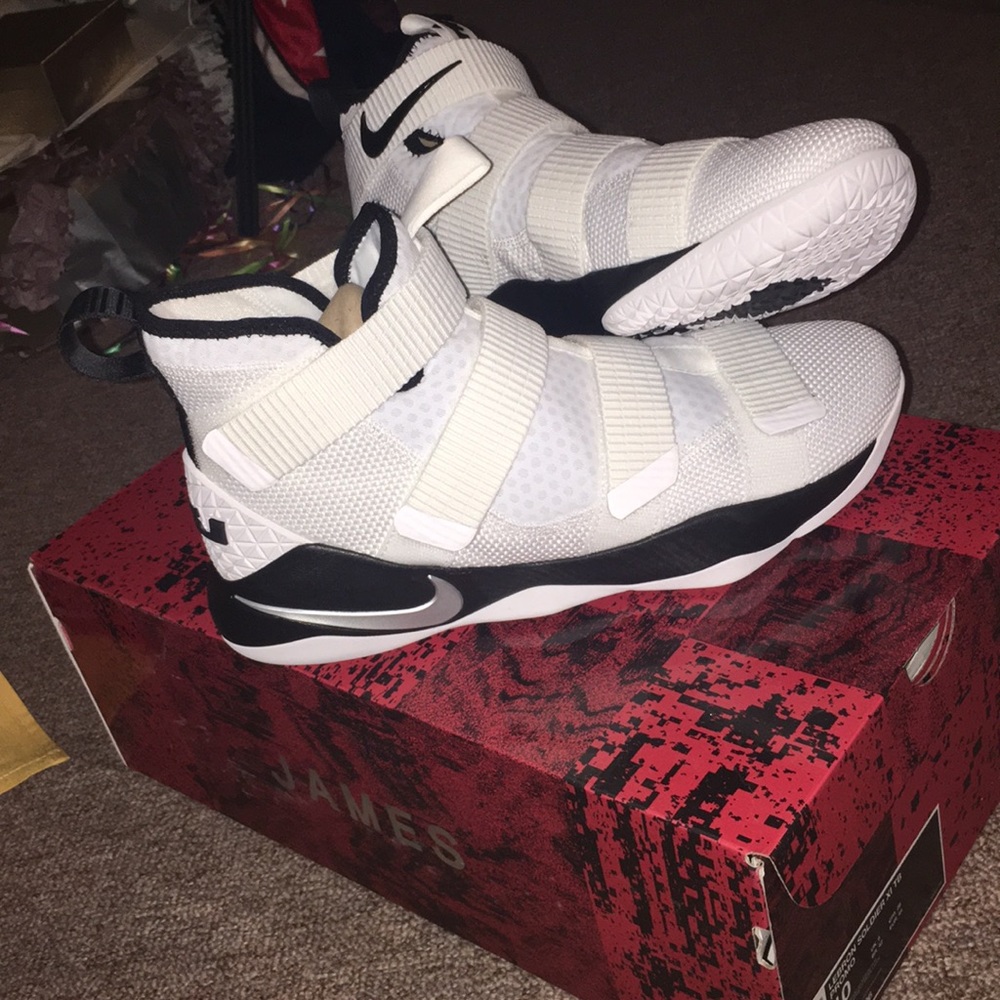 Lebron Soldier XI TB Promo